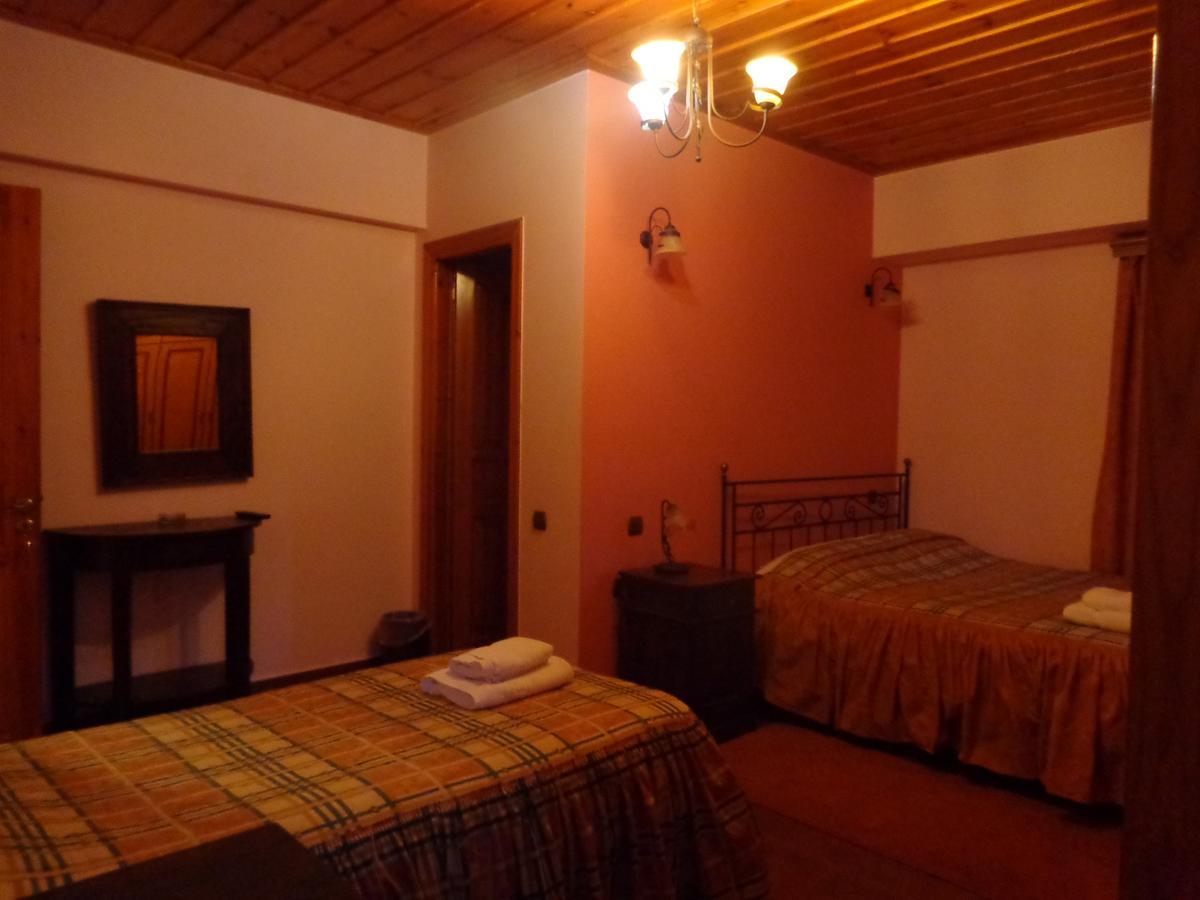 Alonaki Guesthouse Plátanos Dış mekan fotoğraf