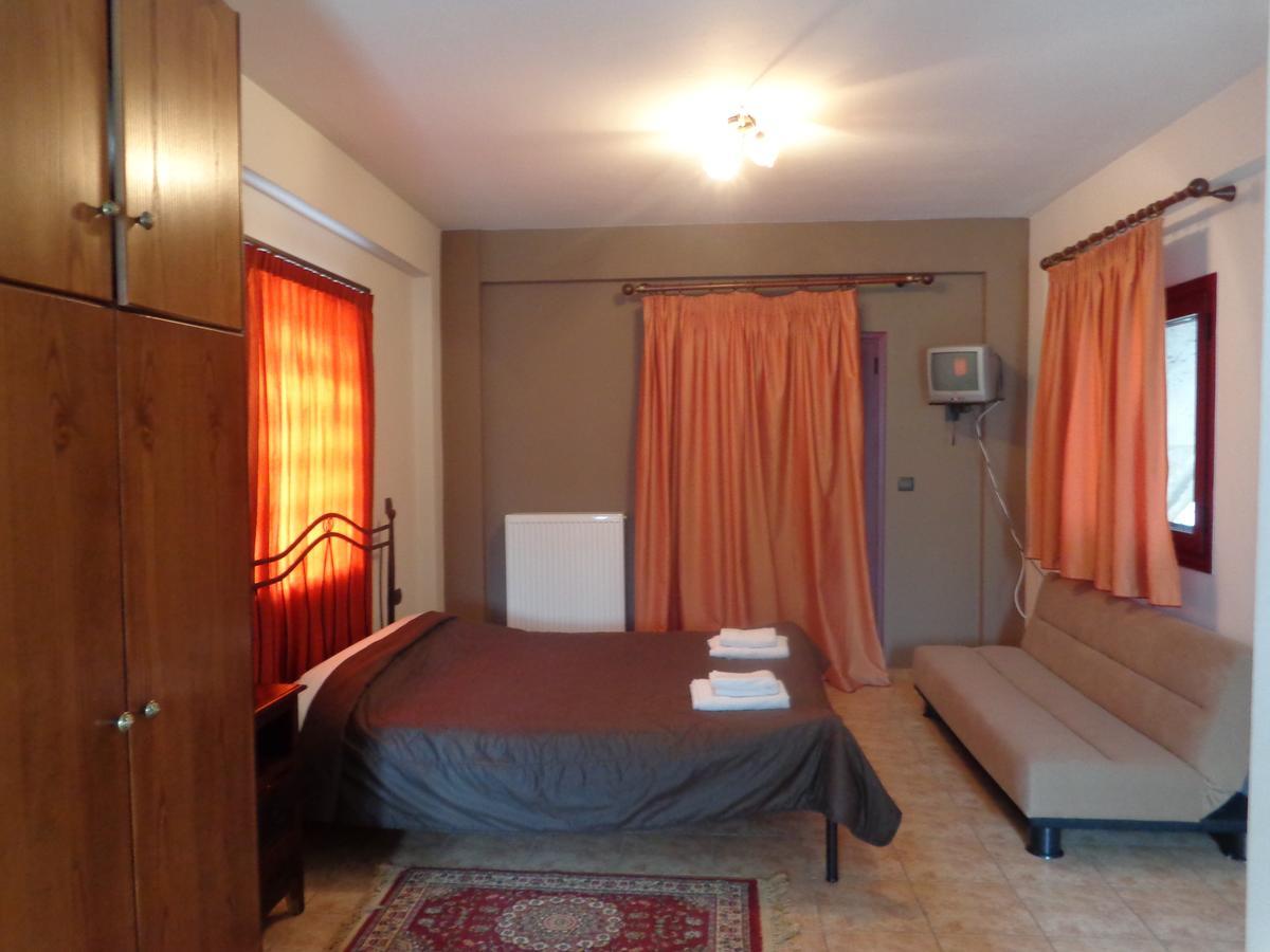 Alonaki Guesthouse Plátanos Dış mekan fotoğraf